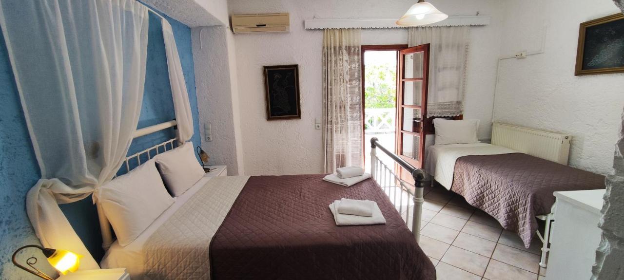 Keramos Hotel Zaros Exterior photo